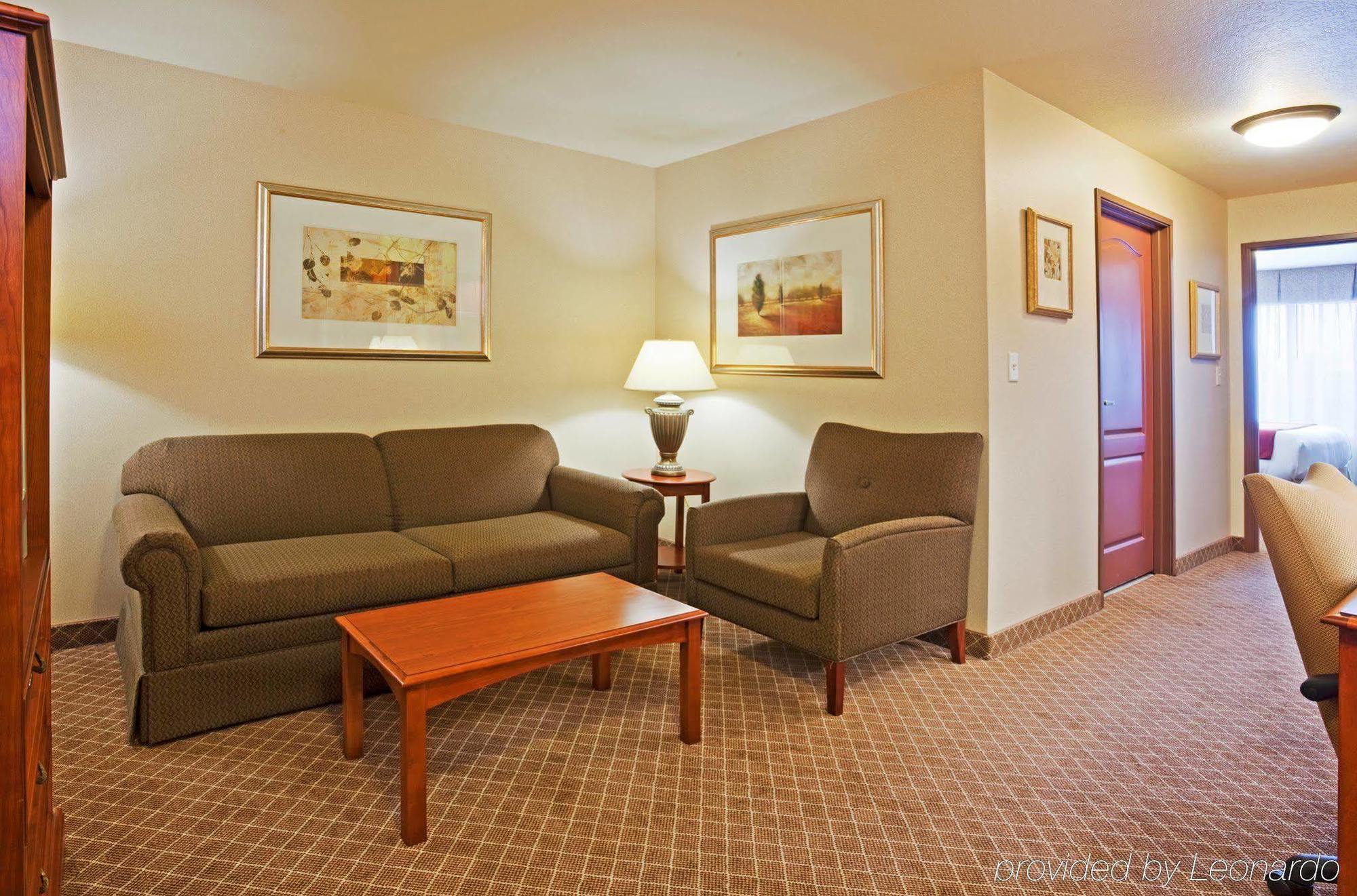 Holiday Inn Express & Suites Wausau By Ihg Weston Szoba fotó