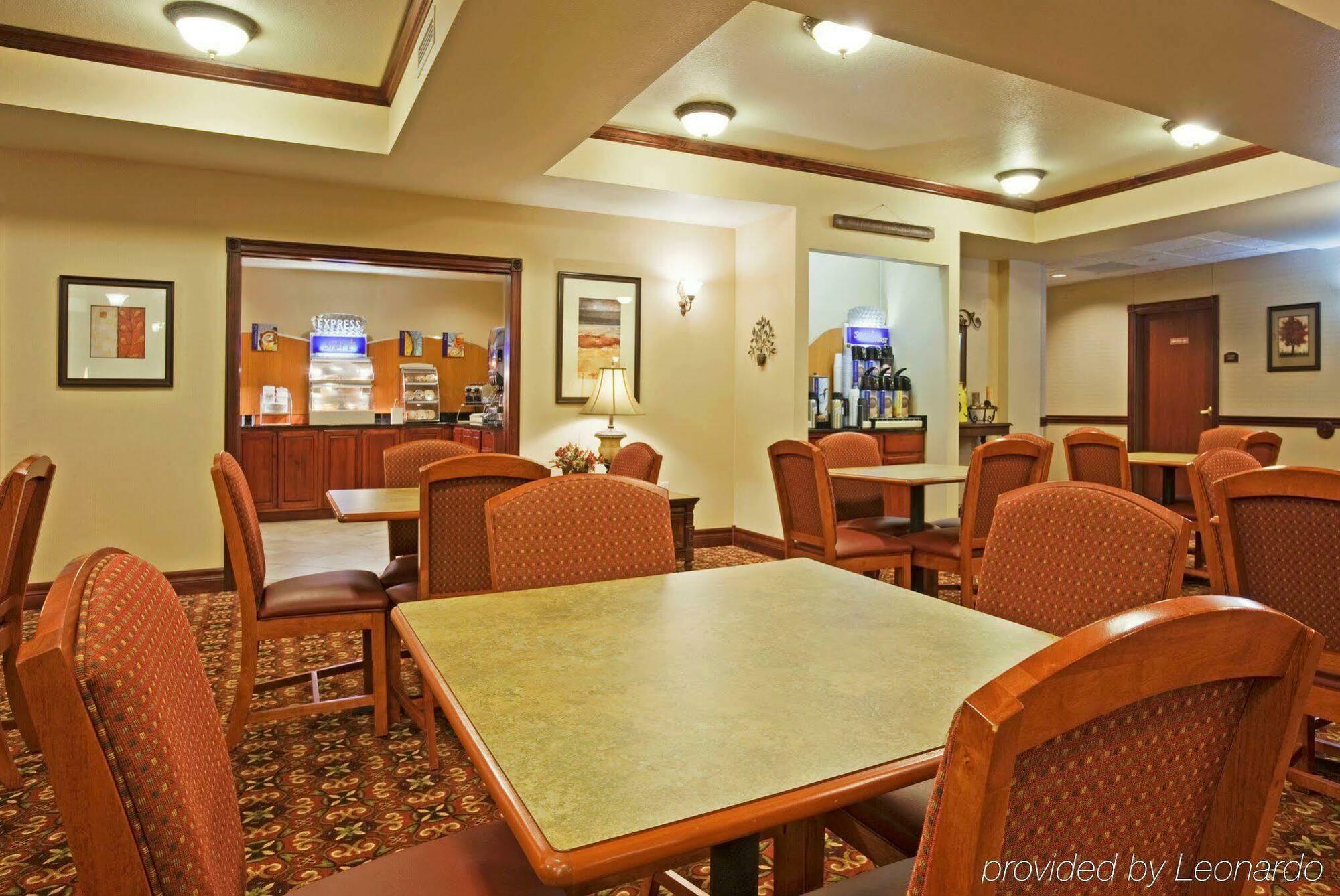 Holiday Inn Express & Suites Wausau By Ihg Weston Kültér fotó